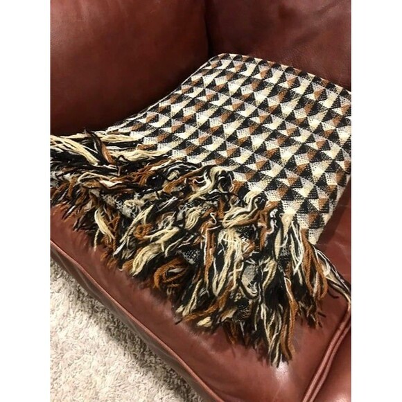 Pendelton Wool throw blanket - Picture 9 of 12